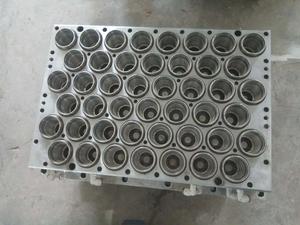 多腔模具